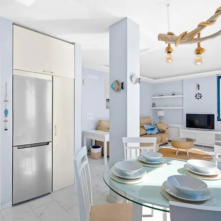 Luxury Seafront Penthouse With Hottub & Greatviews Puertito de Guimar