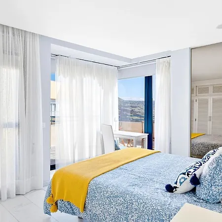 Luxury Seafront Penthouse With Hottub & Greatviews Appartement *