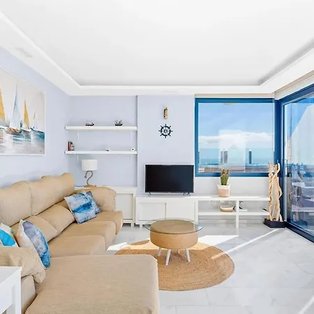 Luxury Seafront Penthouse With Hottub & Greatviews Appartement *